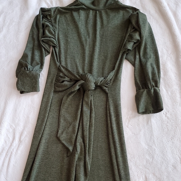 Boohoo batwing roll neck jumpsuit size usa 4 - Picture 10 of 10